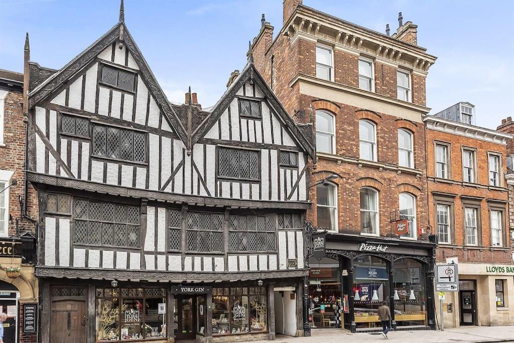 Rowntree One - Stunning Apartment- Grade II Listed York Exterior photo